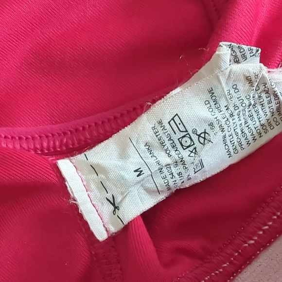 Neon pink, Old Navy sports bra - Picture 6 of 6